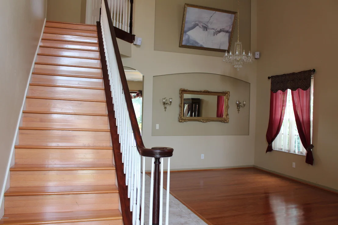 Photo of 950 Shaw Circle