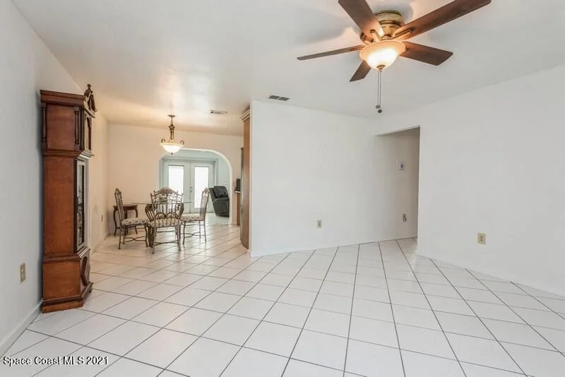 Photo of 7215 Milton Avenue W