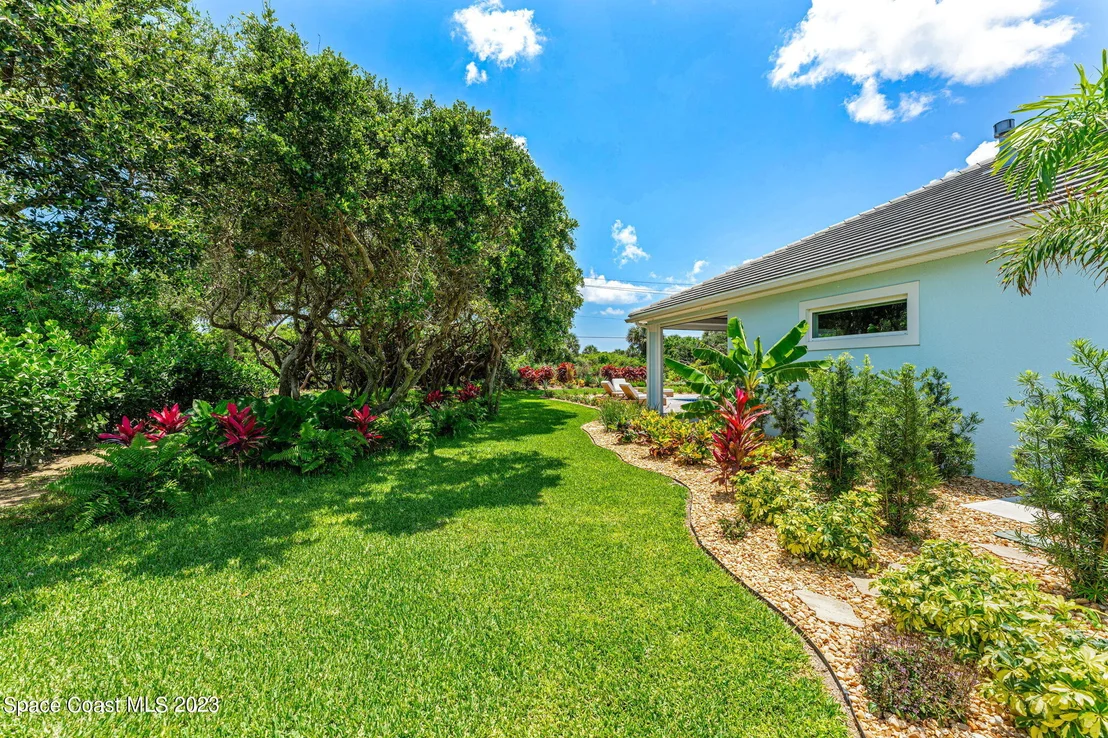 Photo of 6231 Windward Lane