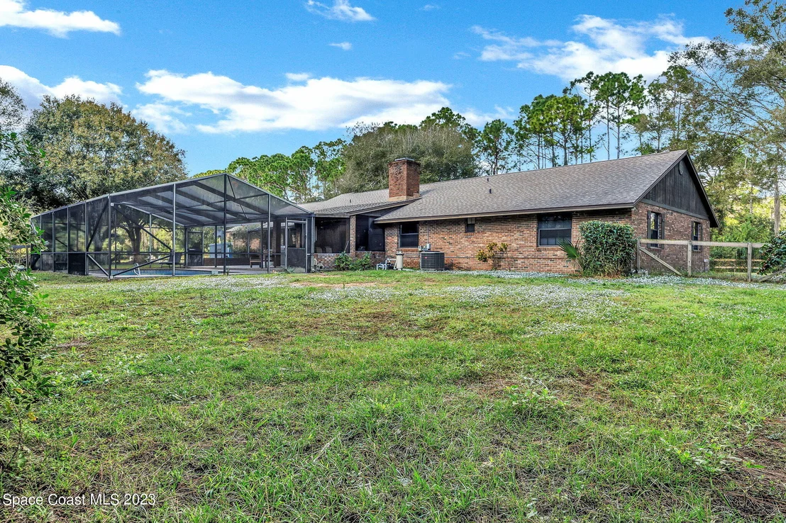 Photo of 2281 Friday Road