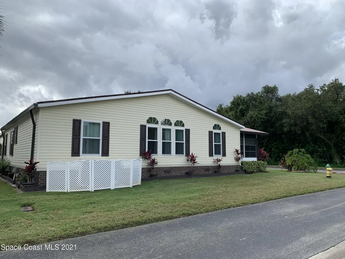 Photo of 372 Scenic Drive