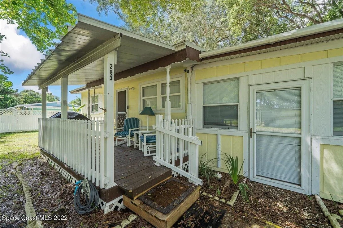 Photo of 283 N Burnett Road