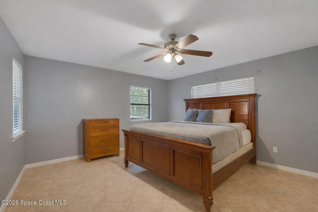 Photo of 697 Barber Street