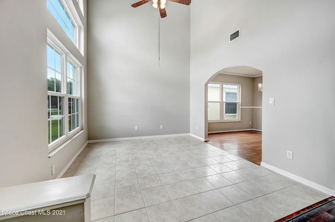 Photo of 6977 Hammock Trace Drive