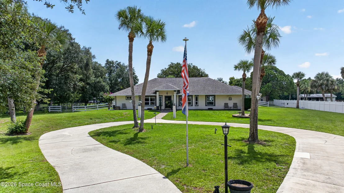 Photo of 5365 Pine Street