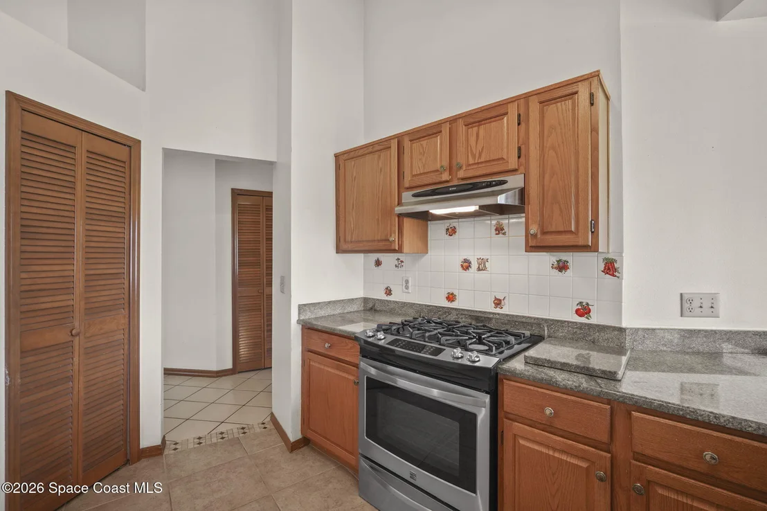 Photo of 1246 Lakeview Drive