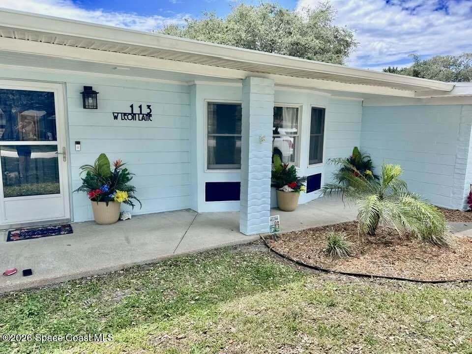 Photo of 113 W Leon Lane