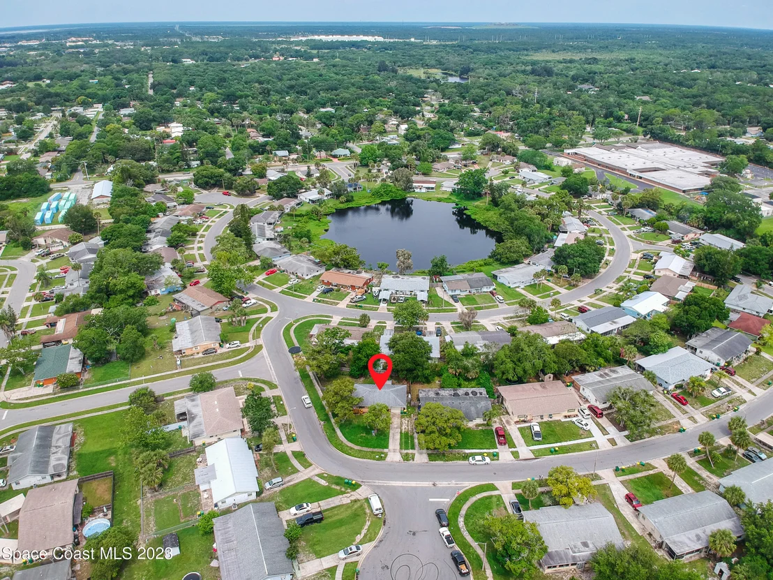 Photo of 746 Venus Drive