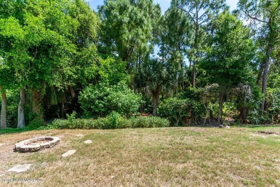 Photo of 449 Macon Drive