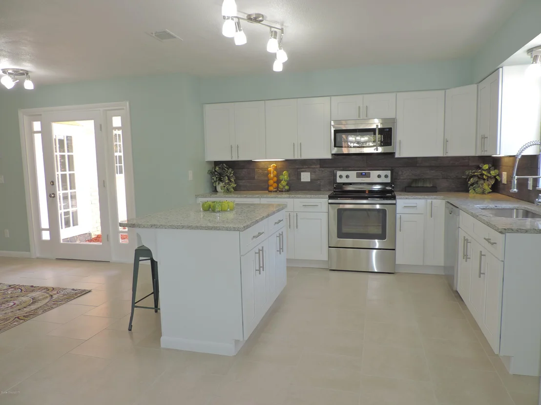 Photo of 307 Edgewood Drive