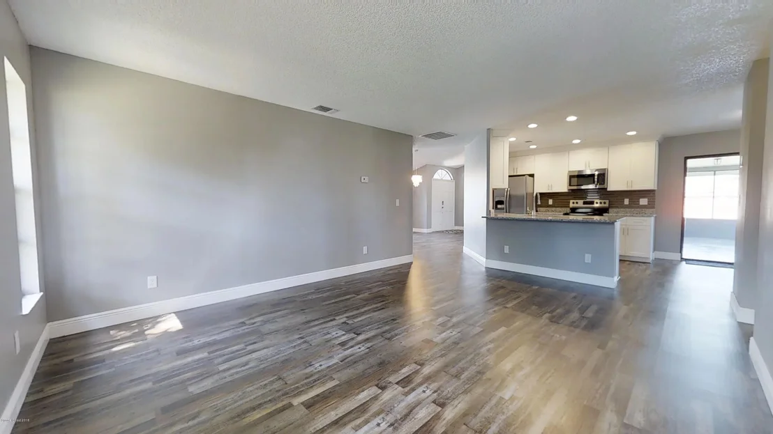 Photo of 791 Aragon Avenue NE