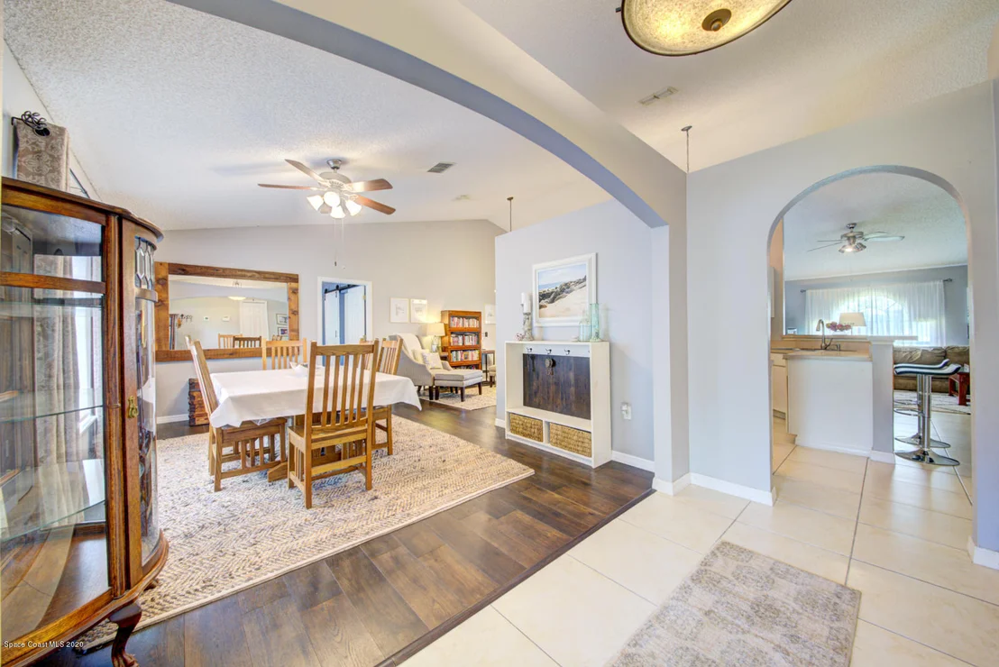 Photo of 2380 High Ridge Road