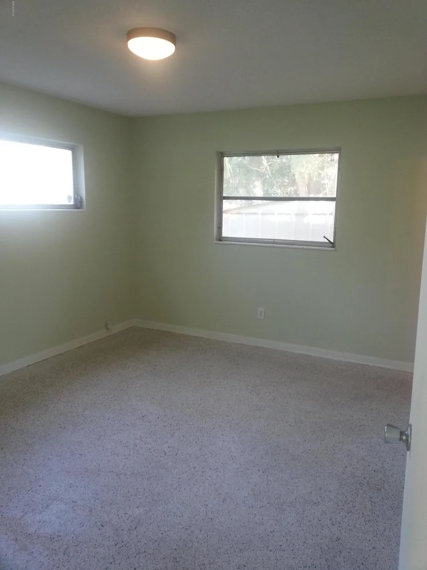 Photo of 1442 Floyd Drive