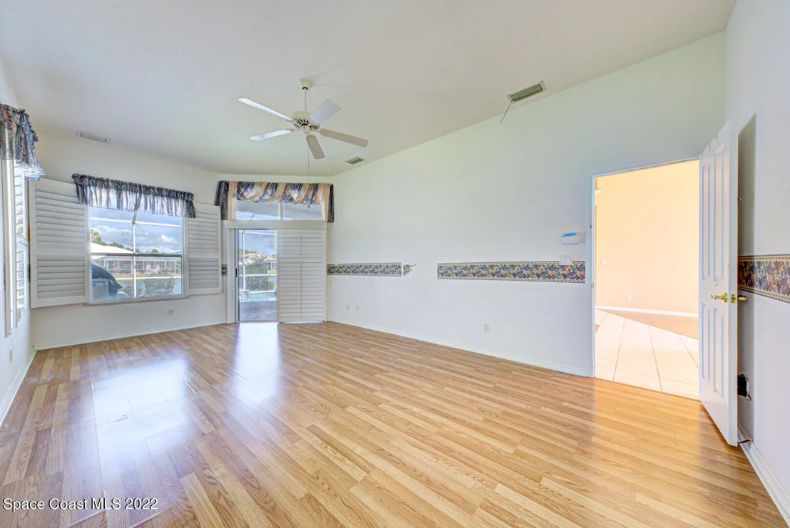 Photo of 1004 Fieldstone Drive