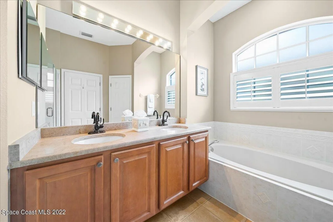 Photo of 5247 Solway Drive