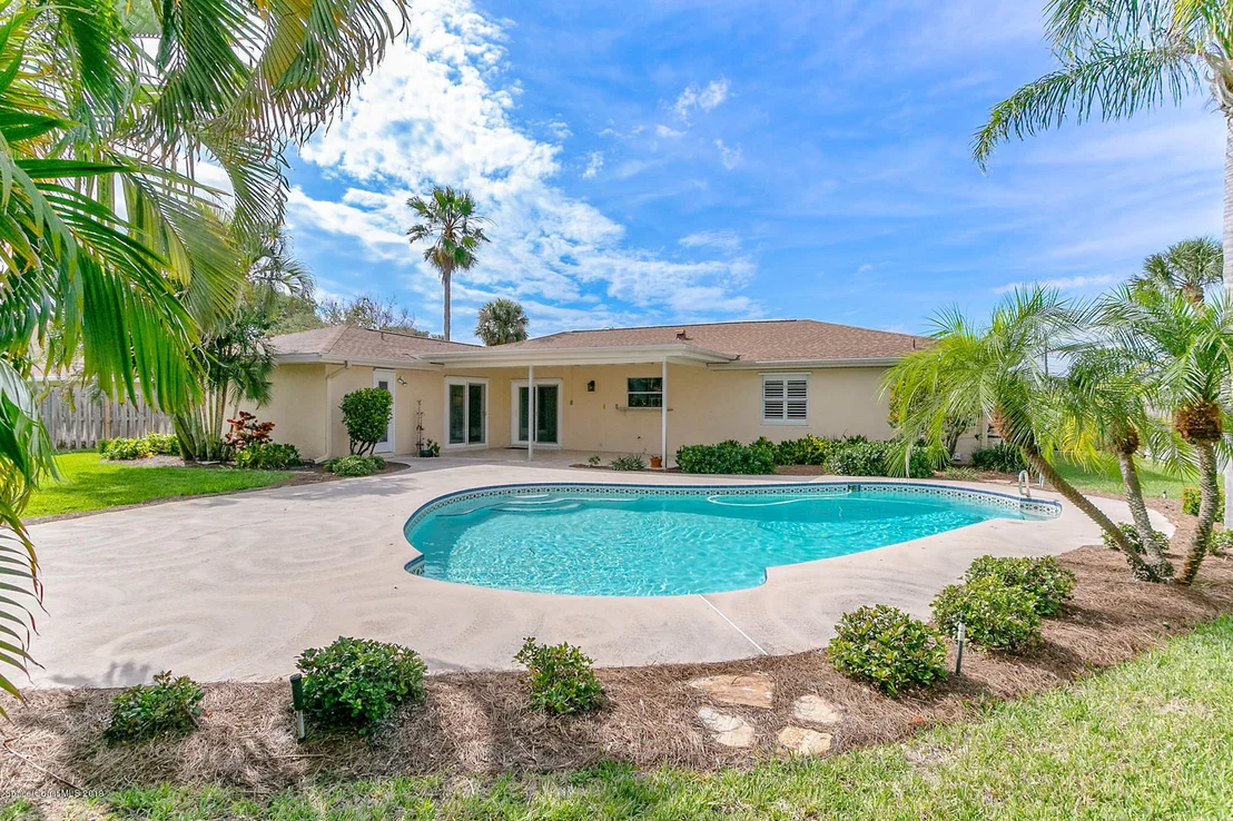 Photo of 140 Sand Dollar Road