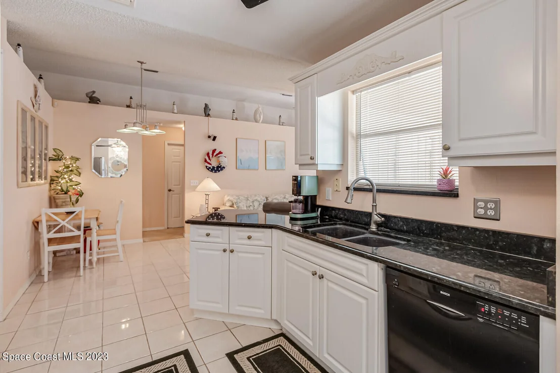 Photo of 3309 Lake View Circle