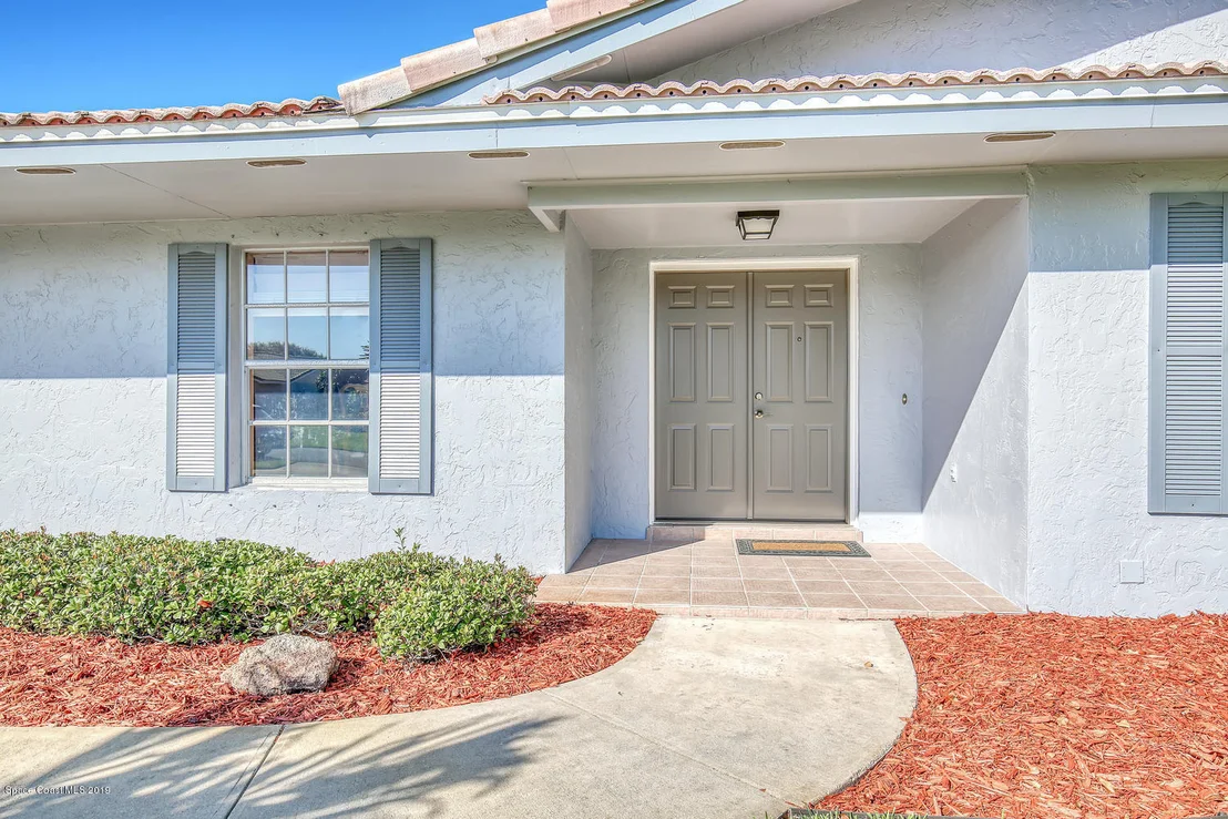 Photo of 480 Red Sail Way