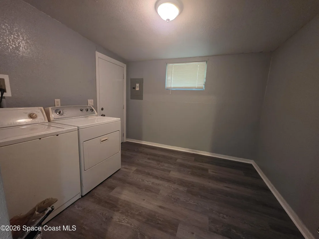 Photo of 1631 Albert Drive