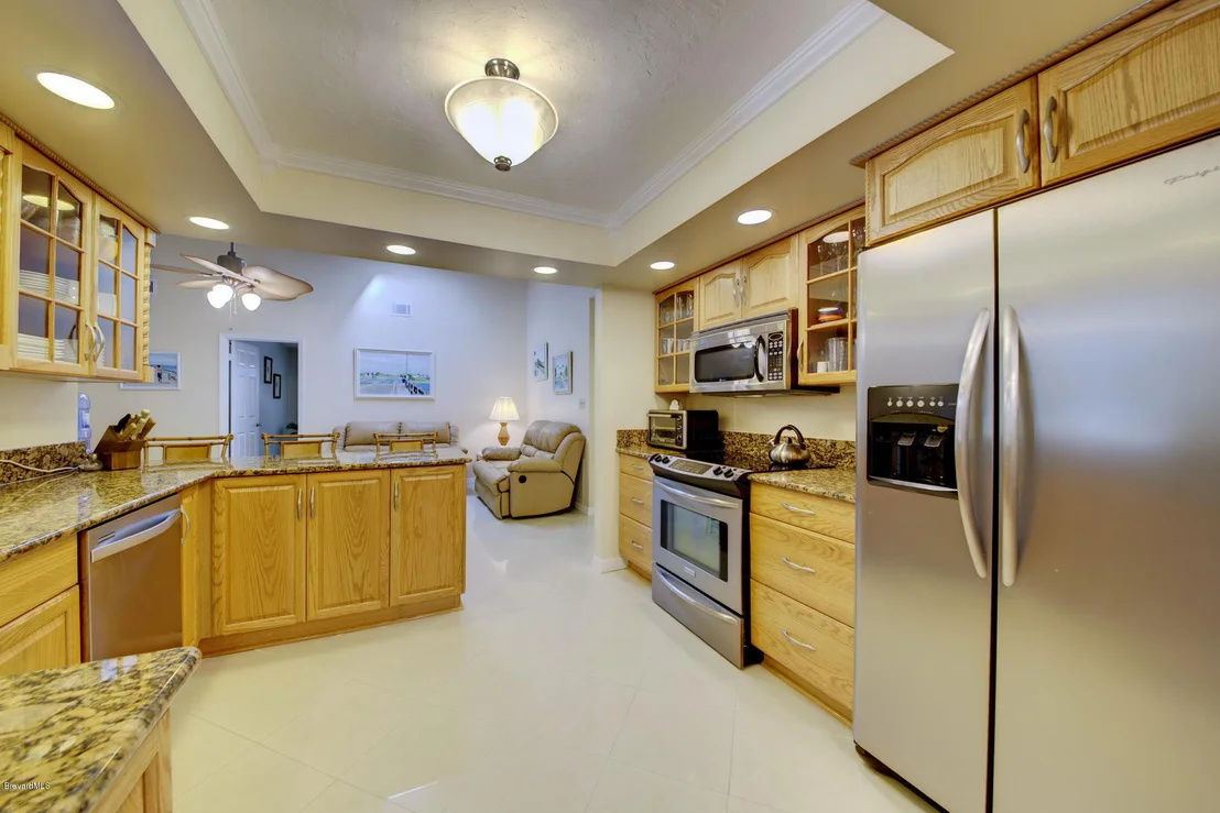 Photo of 1827 S Live Oak Drive