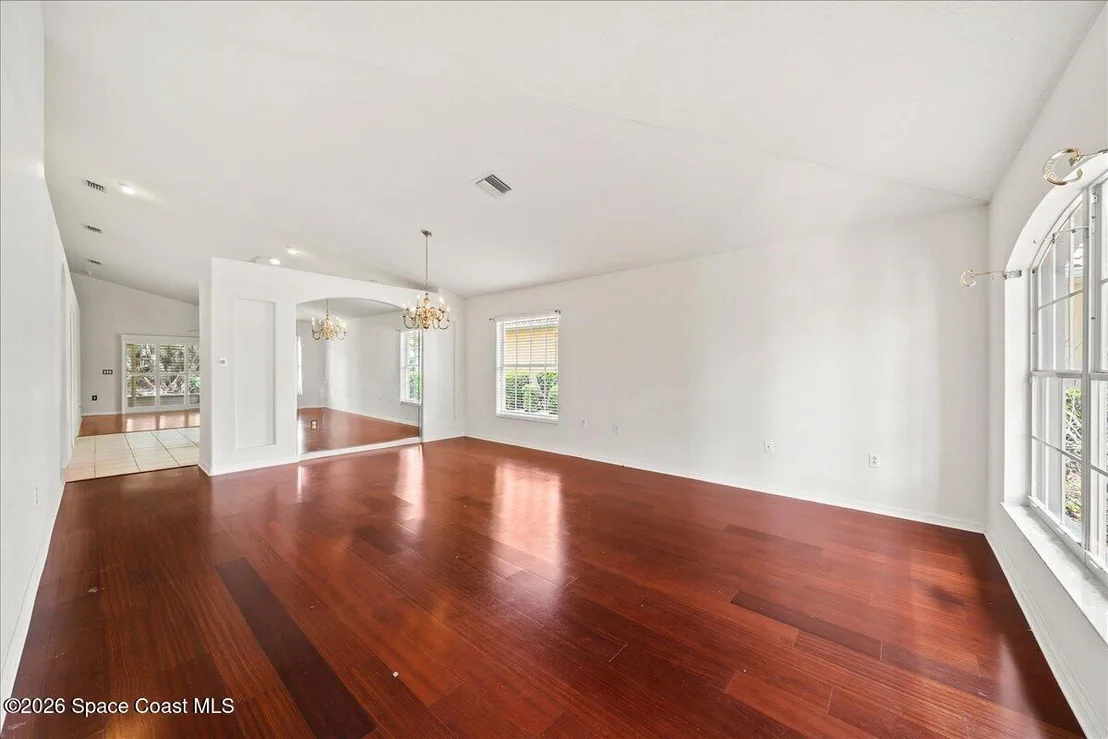 Photo of 502 Royston Lane