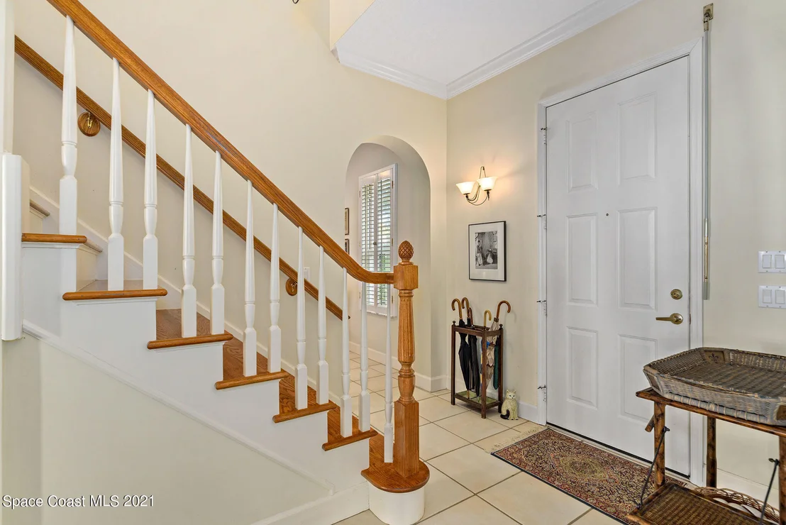 Photo of 176 Bayshore Drive