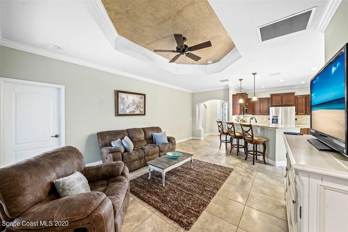 Photo of 1429 Corbett Lane