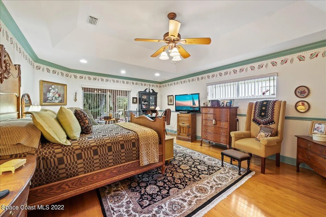 Photo of 2372 Woodfield Circle