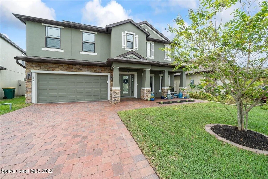 Photo of 700 Fiddleleaf Circle