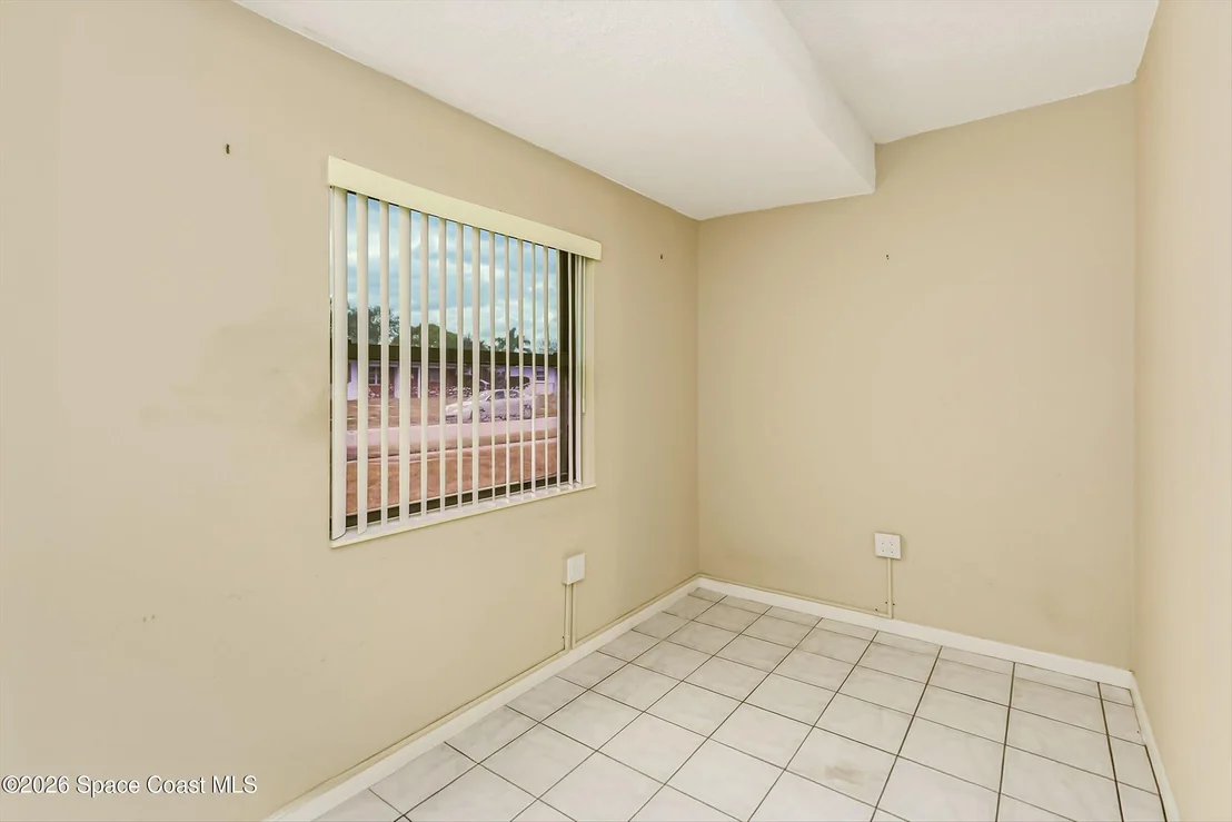 Photo of 545 Westminster Avenue
