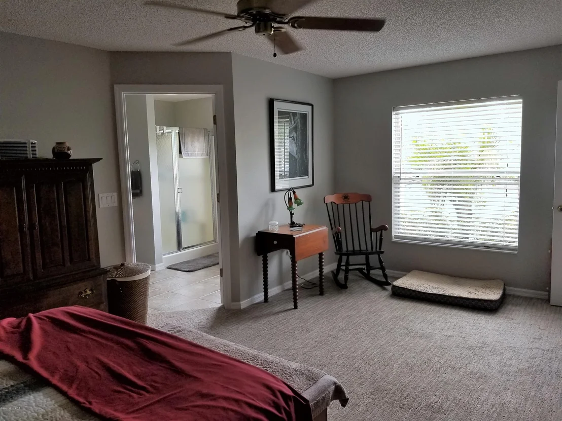 Photo of 2259 Cogan Drive SE