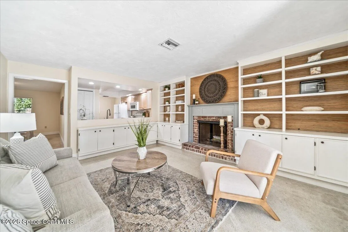 Photo of 210 12th Terrace