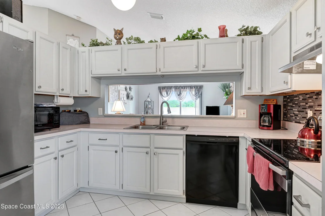 Photo of 6830 Whitetail Court