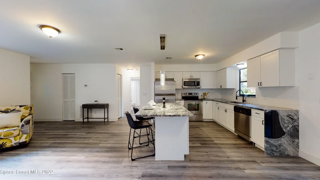 Photo of 1526 Dewitt Lane