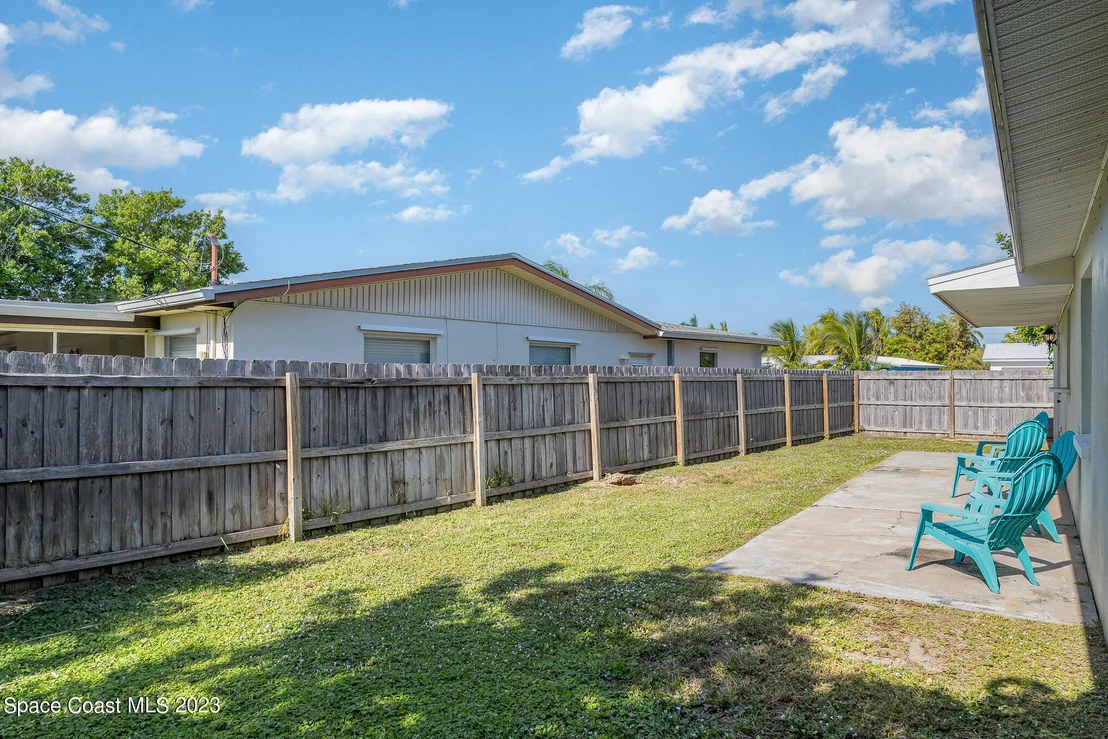Photo of 947 Bluewater Drive