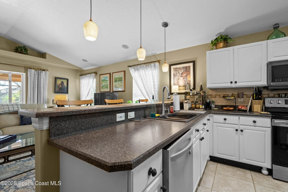 Photo of 2570 Stratford Pointe Drive
