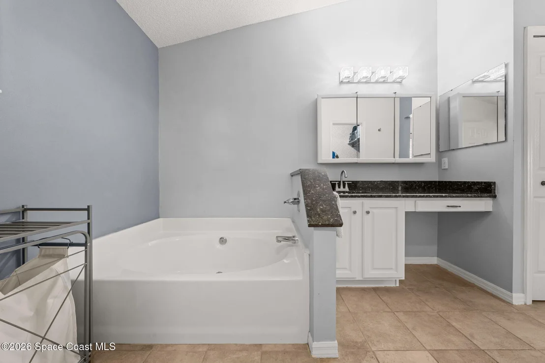 Photo of 3382 Lake View Circle