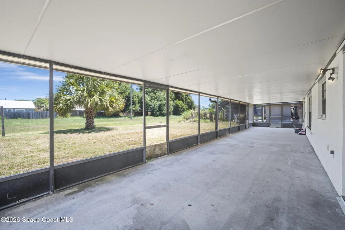 Photo of 894 Jamestown Drive