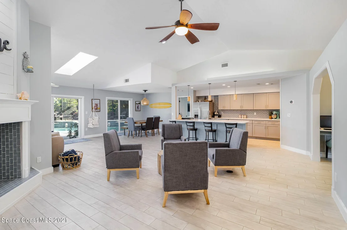 Photo of 548 Sawgrass Circle