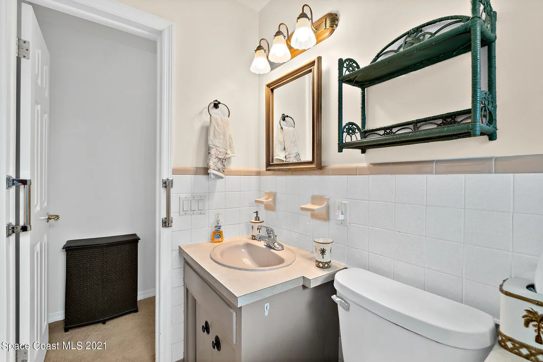 Photo of 1061 Alpine Drive