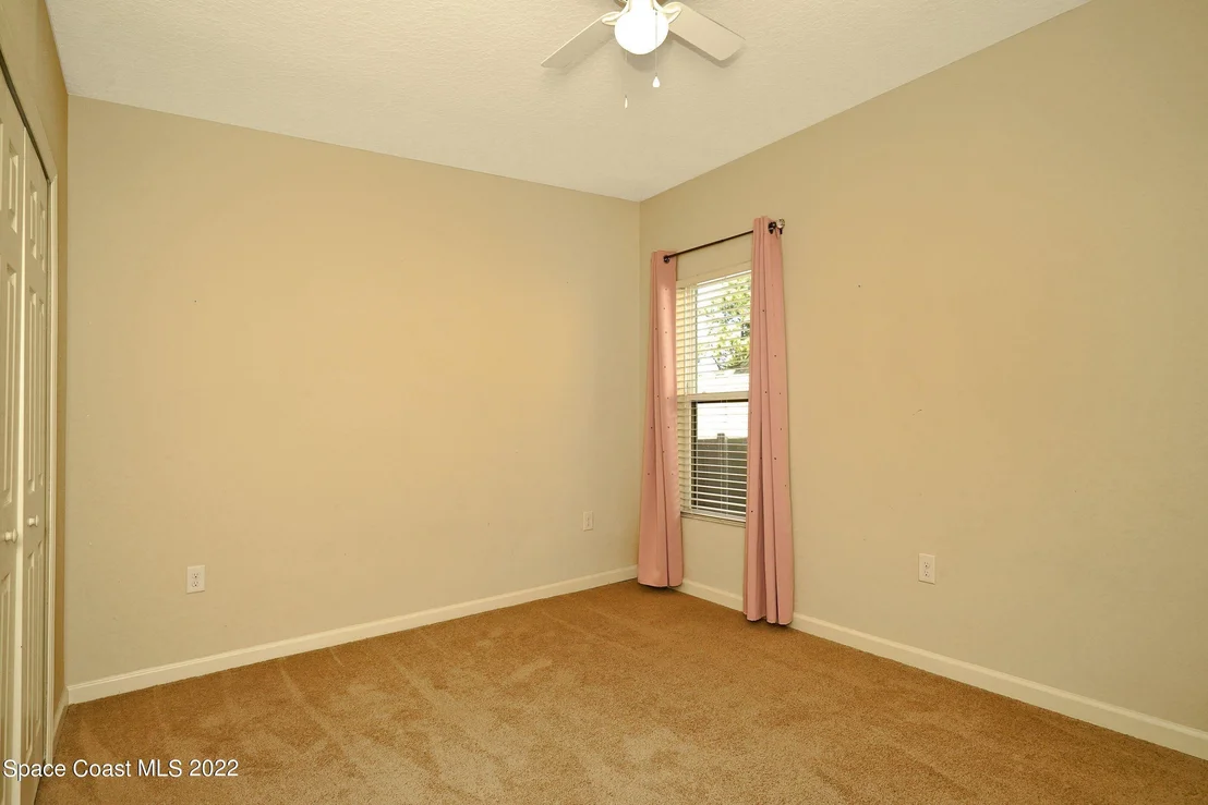 Photo of 4388 Alligator Flag Circle