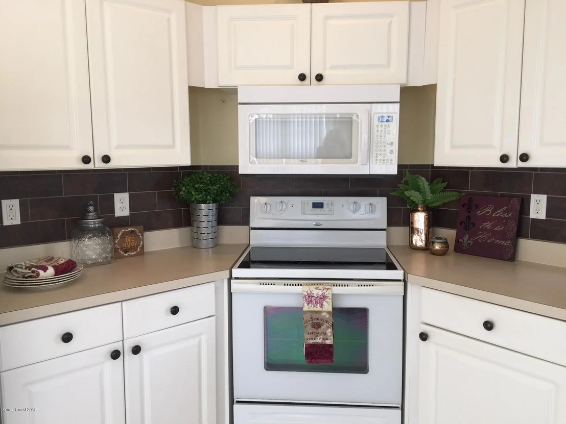 Photo of 805 Bracken NE