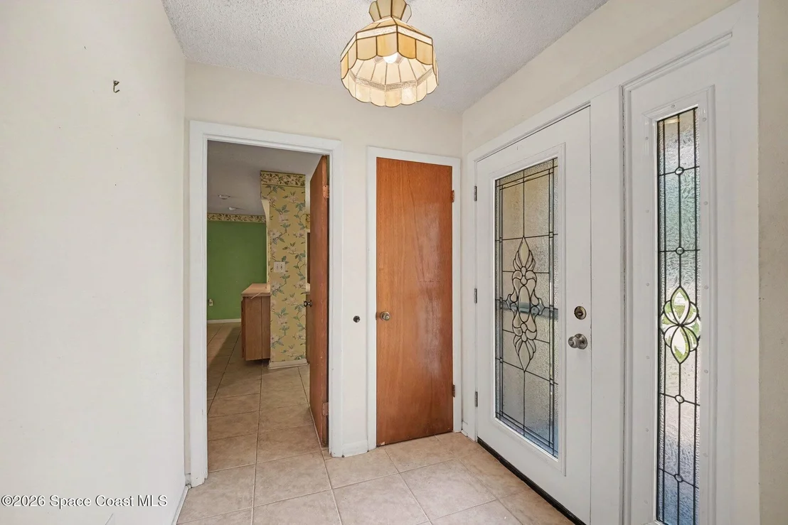 Photo of 1200 Palmdale Circle NE