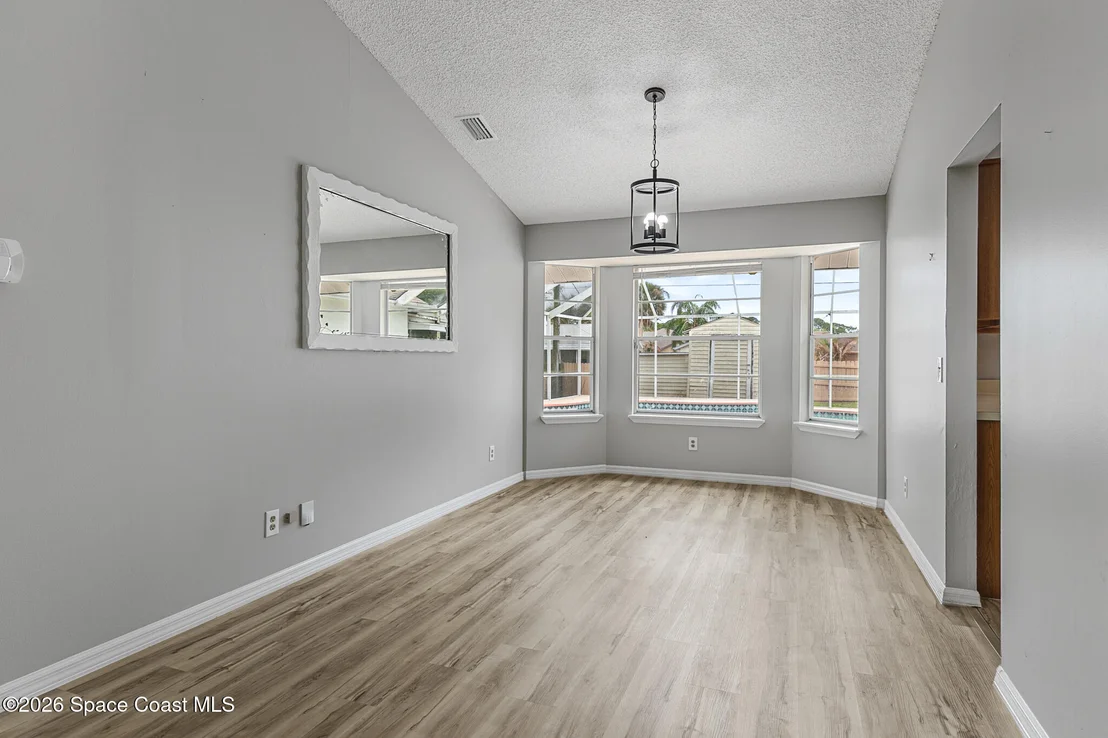 Photo of 220 Lanack Road SE