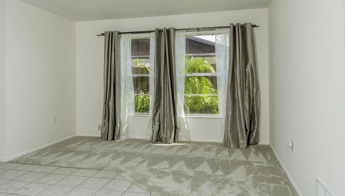Photo of 2771 Kensington Road