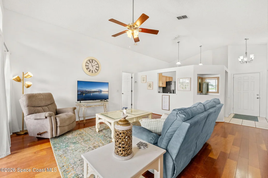 Photo of 1623 Vista Lake Circle