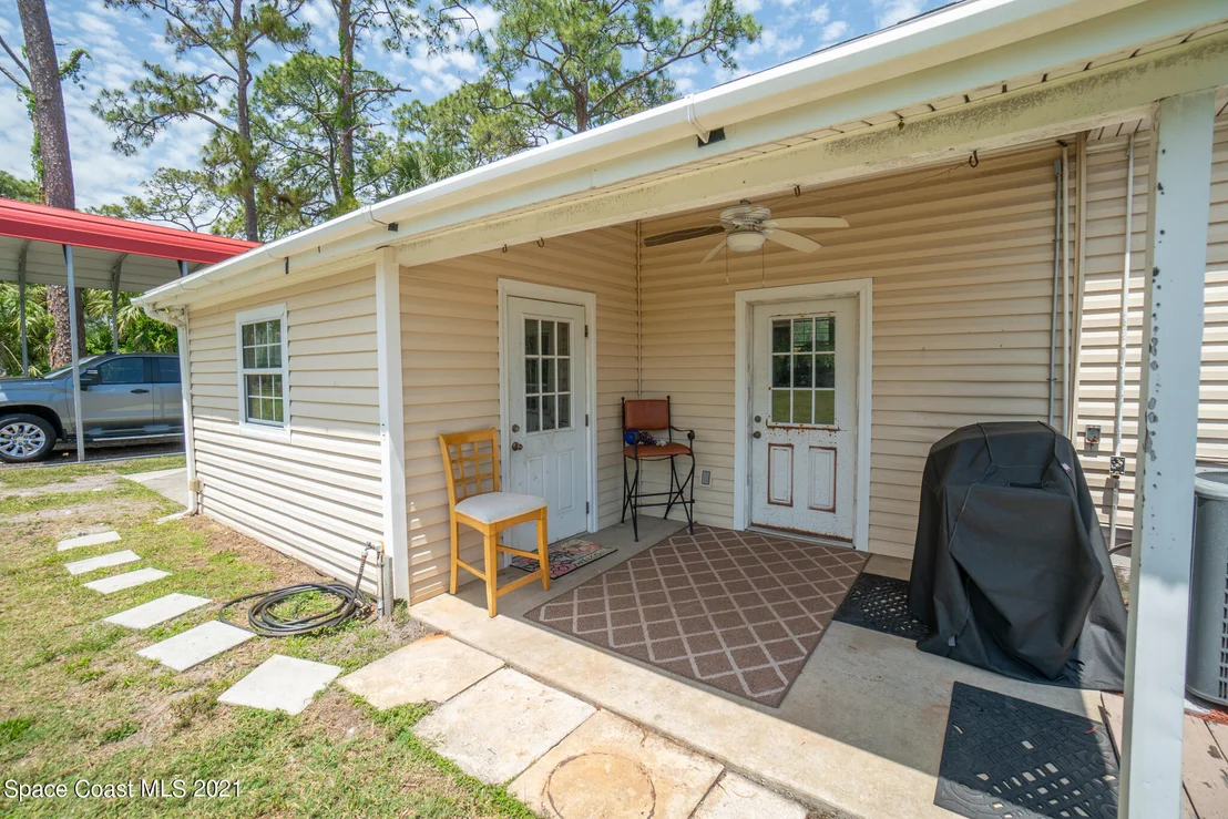 Photo of 3635 Hield Road