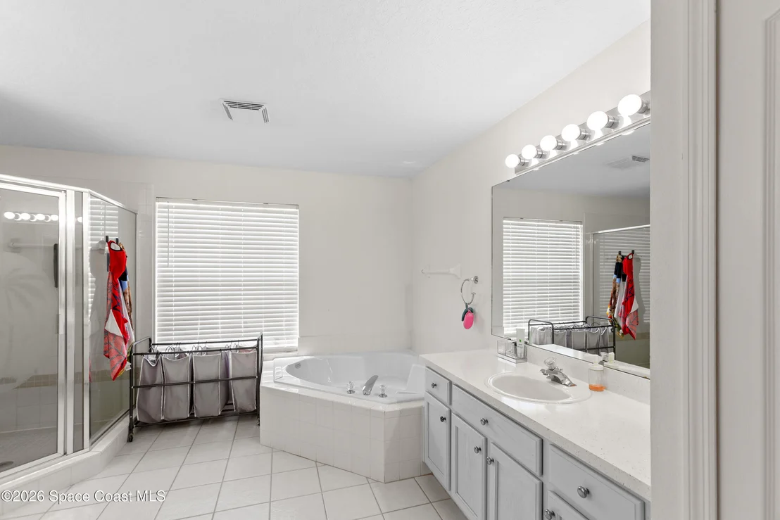 Photo of 807 Jadestone Circle