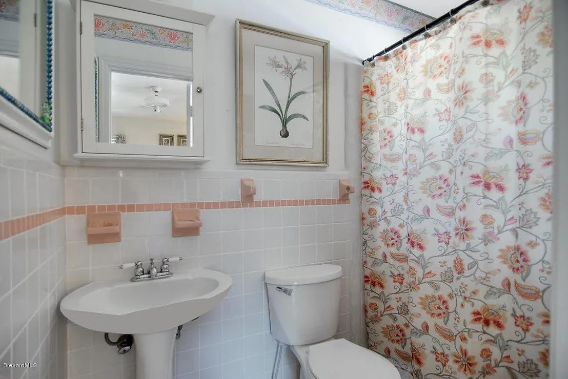 Photo of 446 Rosedale Drive
