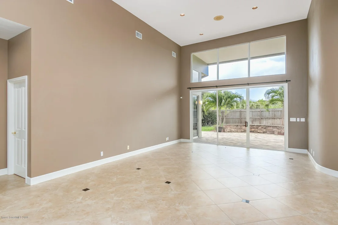 Photo of 602 Sanderling Drive